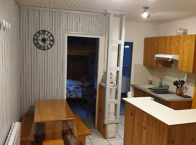 T2 Plein Centre Et Au Calme Apartment Cauterets