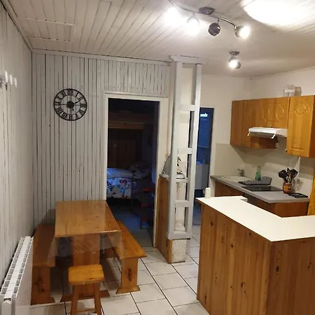 T2 Plein Centre Et Au Calme Apartamento Cauterets